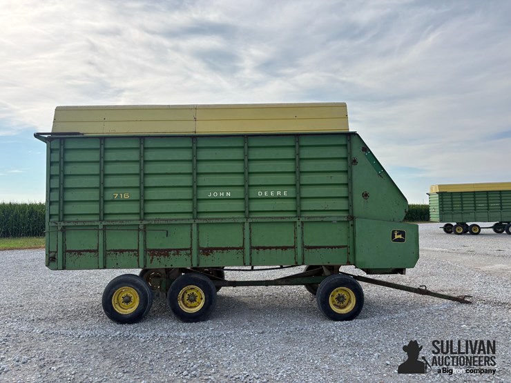 john-deere-716-image-4