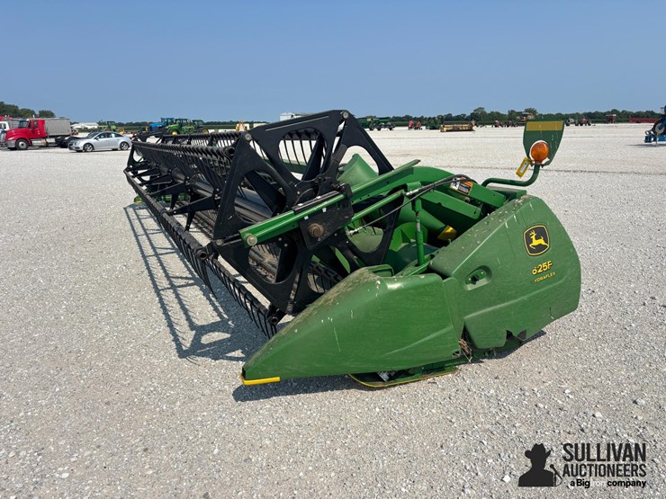 john-deere-625f-image-1