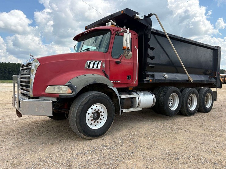 2007-mack-granite-ctp713-image-2