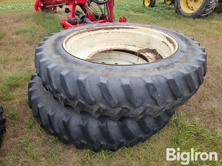 new-holland-8770-image-5
