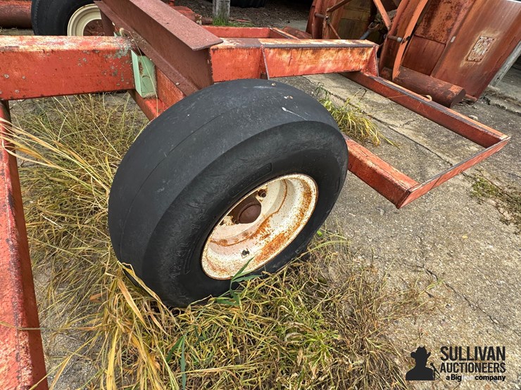 s/a-round-bale-hauler-image-13
