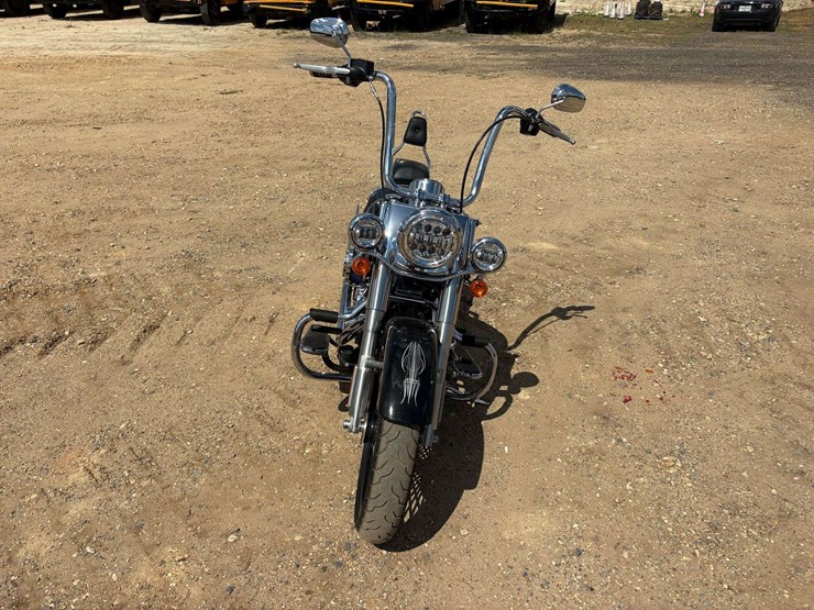 2016-harley-davidson-softail-deluxe-(8,546-miles)-image-5