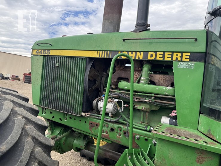 1990-john-deere-4455-image-22