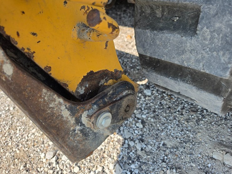 2016-caterpillar-289d-image-60