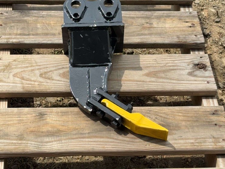 mini-excavator-ripper-tooth-attachment-image-1