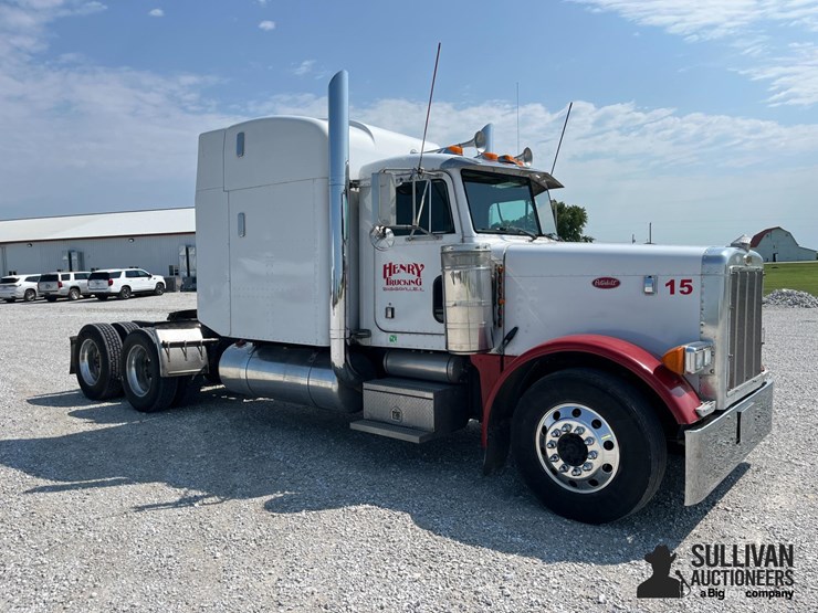 2000-peterbilt-379-image-3