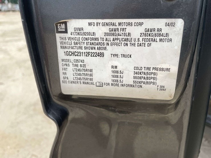 2002-chevrolet-silverado-2500-image-27