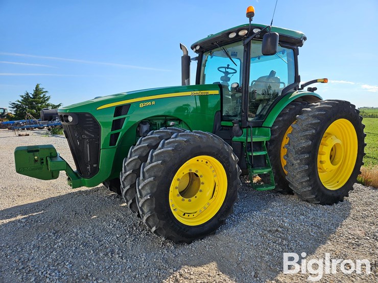 2010-john-deere-8295r-image-1