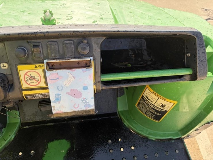 2010-john-deere-gator-image-17