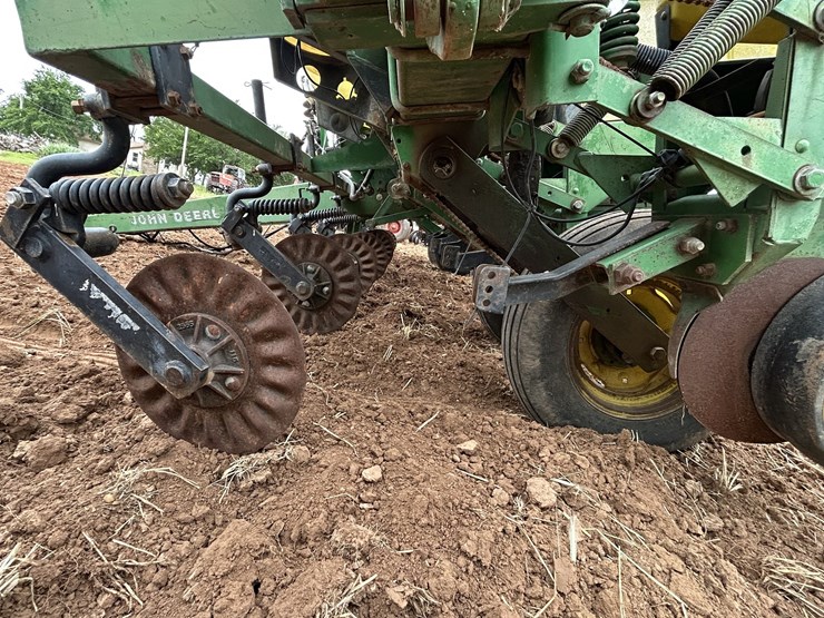 1989-john-deere-7200-image-18