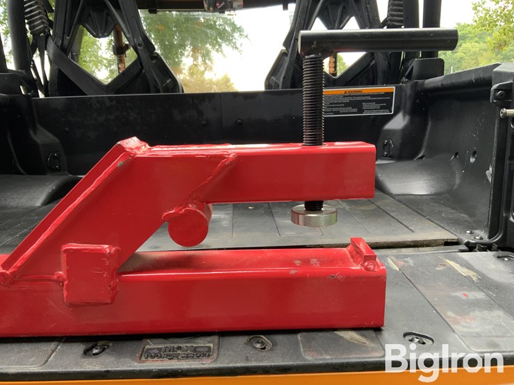 heavy-duty-clamp-on-2"-receiver-hitch-adapter-image-12