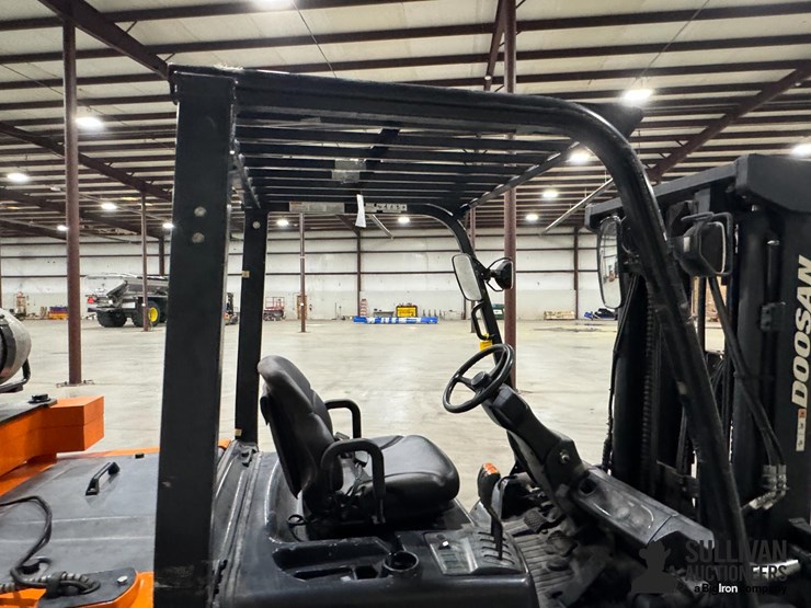 2017-doosan-g45s-5odb-forklift-image-18