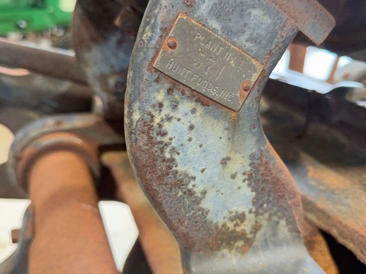 the-chandler-&-price-co.-printing-press-image-13