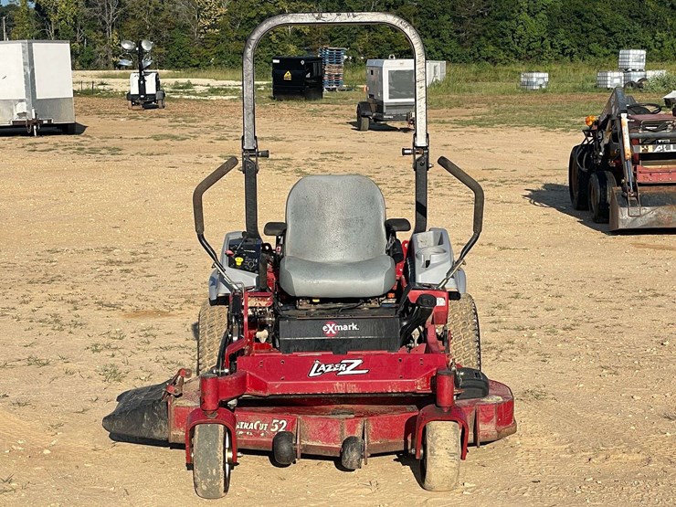 2011-exmark-z-52”-zero-turn-mower-(1362-hours)-image-5