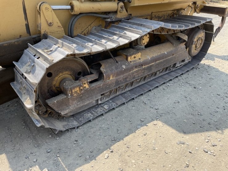 2002-caterpillar-d4g-image-11