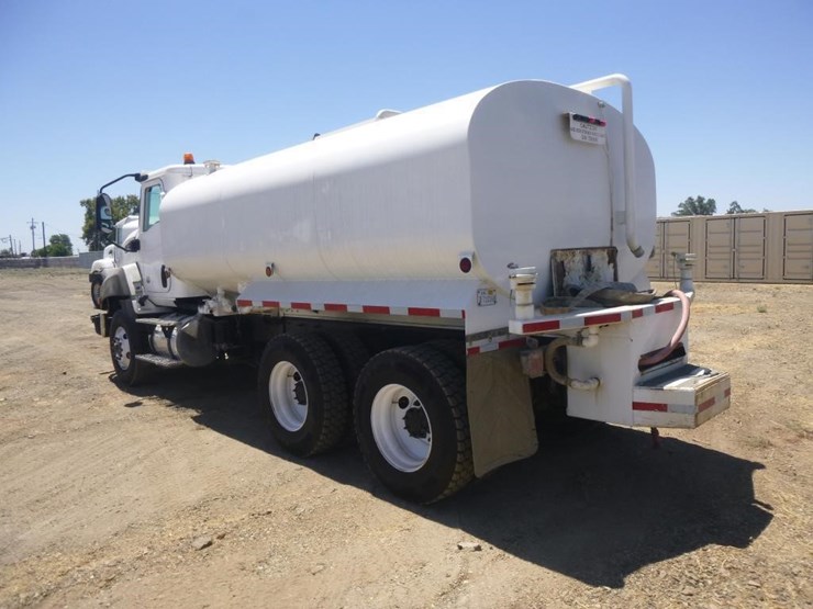 2013-international-ct660-t/a-water-truck-image-5