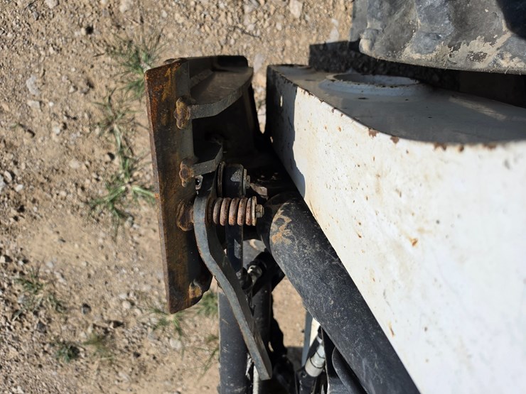 2020-bobcat-t770-image-55