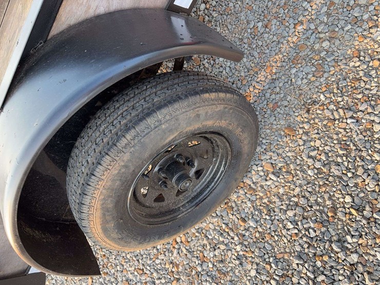 2019-btm-tilt-trailer,-5'-x-8'-image-4