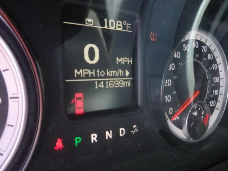 2016-dodge-1500-image-12