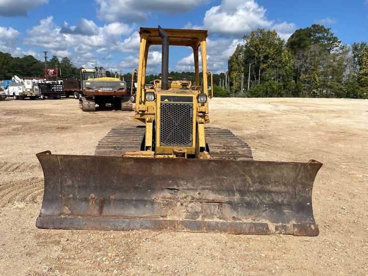 caterpillar-d4c-image-5