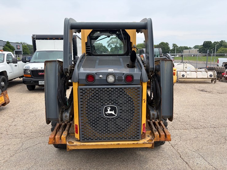 deere-326d-image-5