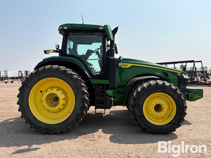 2023-john-deere-8r-340-image-4
