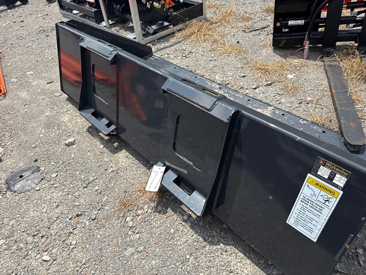 #77-•-80”-skid-steer-smooth-bucket-image-3
