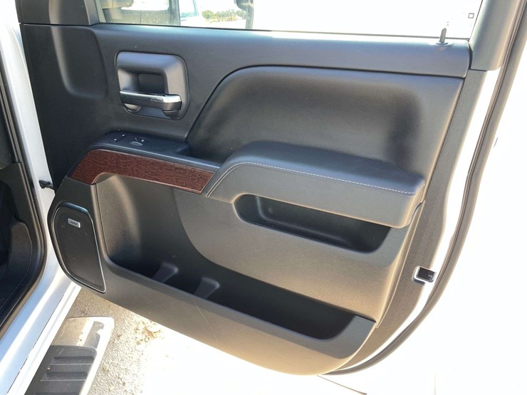 2015-gmc-sierra-1500-image-17