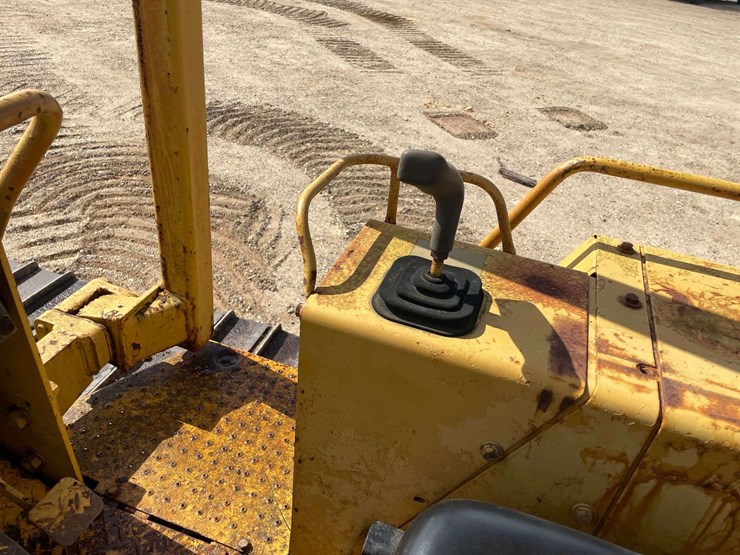 caterpillar-d4c-image-20