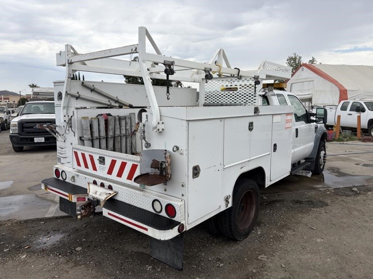 2010-ford-f450-image-3