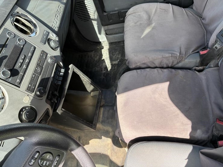 2015-ford-f450-image-33