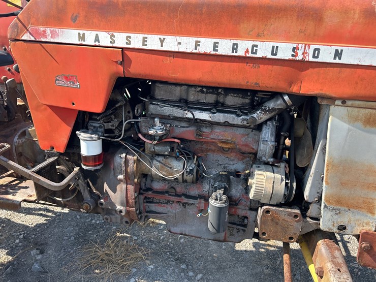 massey-ferguson-165-image-9