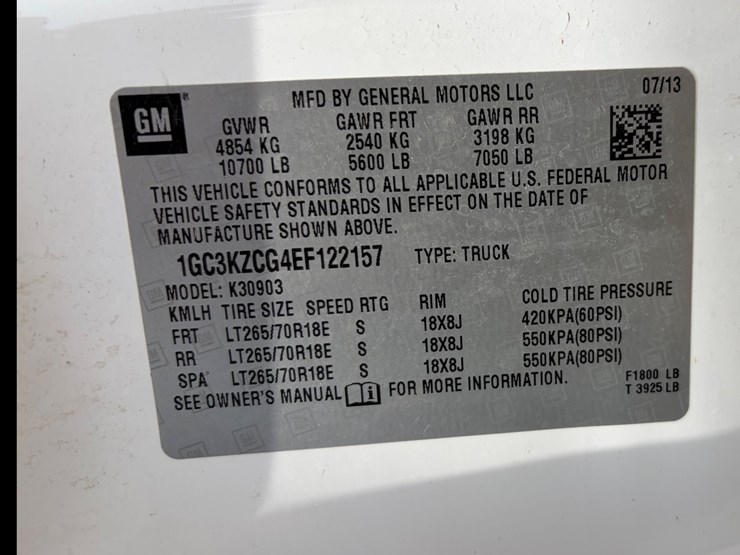 2014-chevrolet-3500-image-12