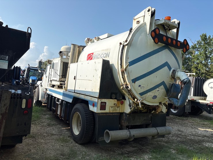 2001-sterling-l7500-image-4