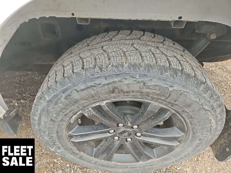 2021-ford-f150-image-11