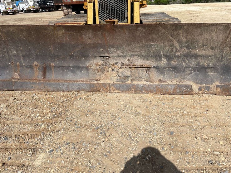 caterpillar-d4c-image-7