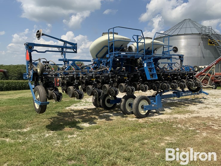 2020-kinze-3600-image-7