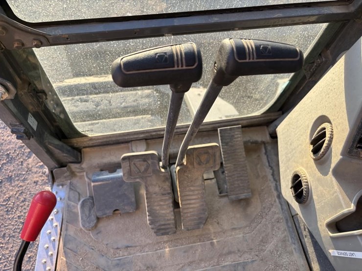 2023-xcmg-xe155ucr-hydraulic-excavator-image-31
