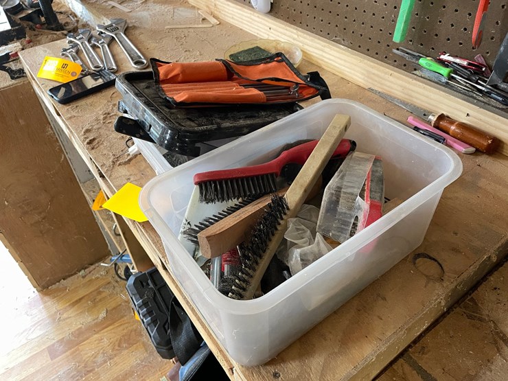 #10152-•-assorted-shop-tools-image-2