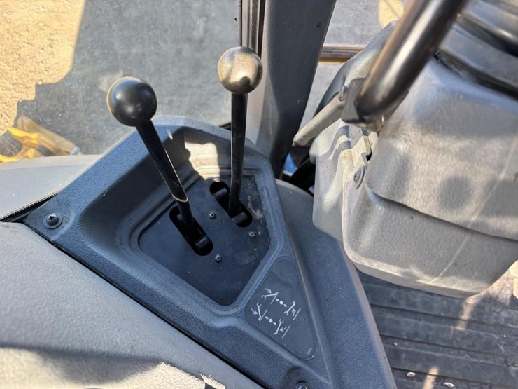 2020-john-deere-2020-image-46