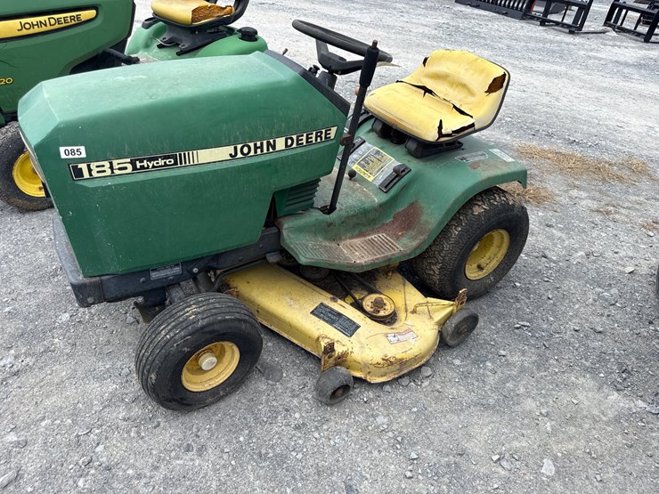 john-deere-185-image-1