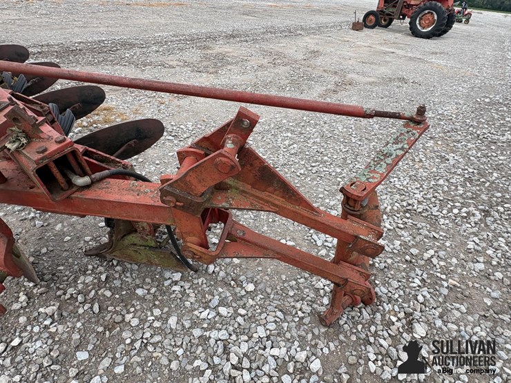 case-ih-710-image-16