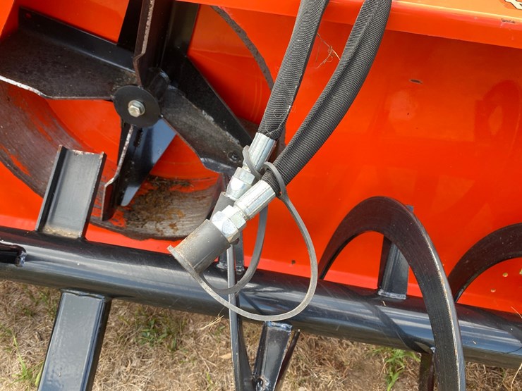 #7954-•-land-pride-sb1574-3-point-snow-blower-attachment-image-8