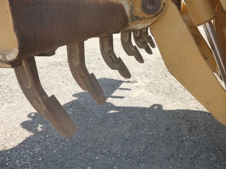 2012-deere-672gp-image-35