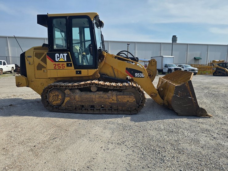caterpillar-953d-image-19