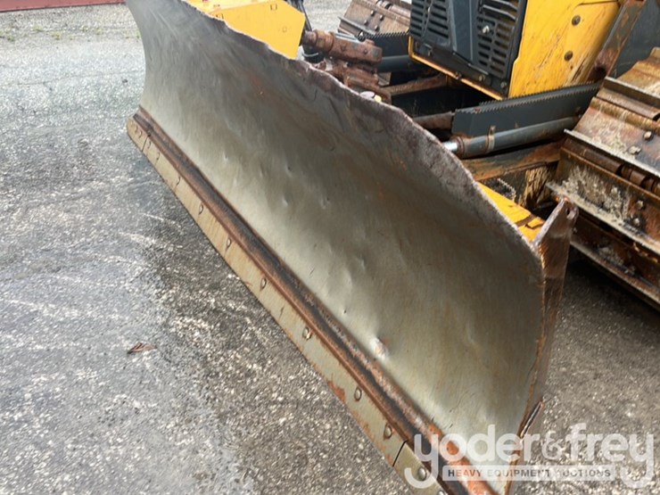 2016-deere-550k-image-10
