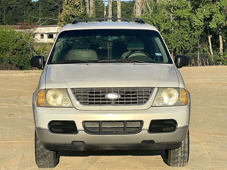 2002-ford-explorer-limited-image-5