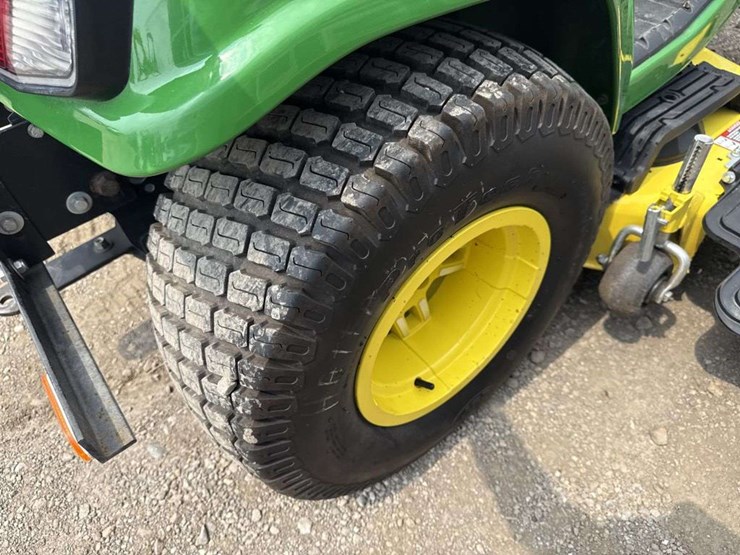 john-deere-x750-image-12