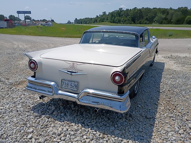 1957-ford-500-image-8