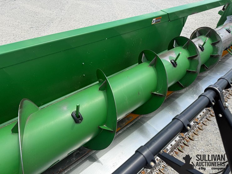 2014-john-deere-630f-image-15